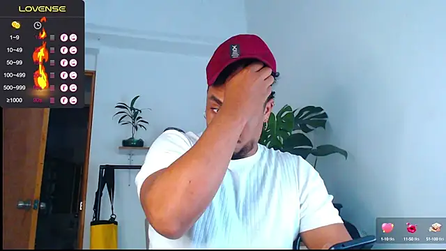 yosoy enzo2020 online show from 01/11/25, 03:44