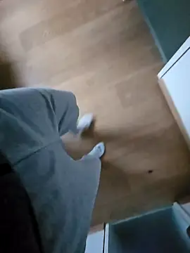 Snapshot of thesmiledoc chatting on 12/22/24, 08:05 thesmiledoc online show from 12/22/24, 08:05