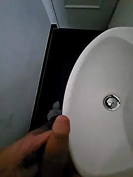 Snapshot of thesmiledoc chatting on 01/25/25, 01:08 thesmiledoc online show from 01/25/25, 01:08