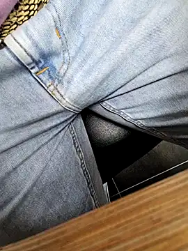 Snapshot of thesmiledoc chatting on 02/18/25, 05:42 thesmiledoc online show from 02/18/25, 05:42