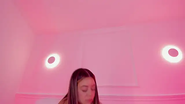 sarah-bonneth online show from 05/05/26, 11:51