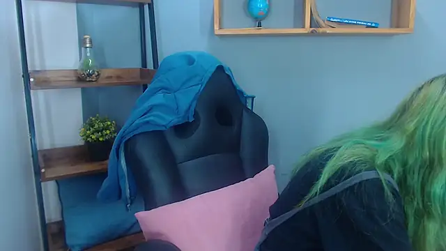 Erika Stevens online show from 11/15/25, 01:25