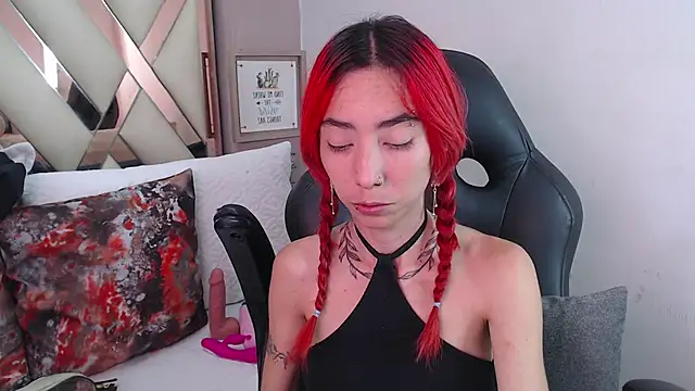 Erika Stevens online show from 04/20/26, 03:37