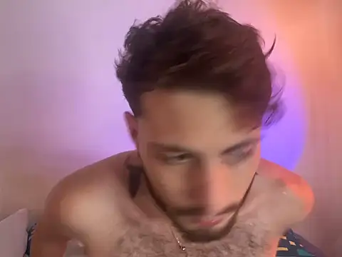 Snapshot of axel_giracr chatting on 12/23/24, 08:14 axel giracr online show from 12/23/24, 08:14