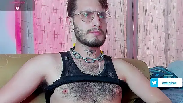 Snapshot of axel_giracr chatting on 03/18/25, 07:42 axel giracr online show from 03/18/25, 07:42