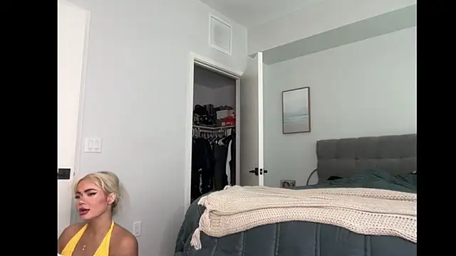 ElenaErickson online show from 09/08/25, 07:46