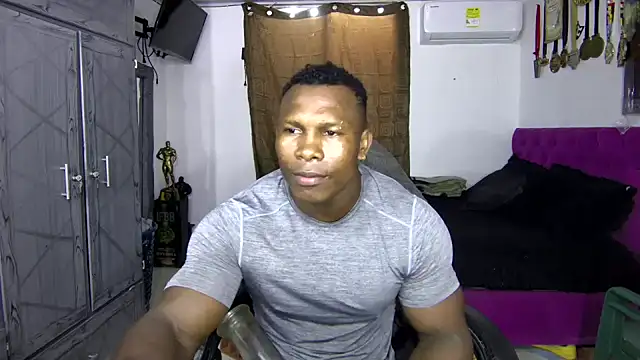 MedellinBlackx online show from 10/23/25, 05:23