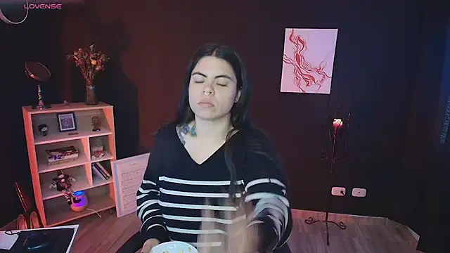  WednesdayFriday  online show from 12/05/24, 06:33