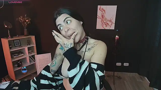  WednesdayFriday  online show from 01/05/25, 09:25