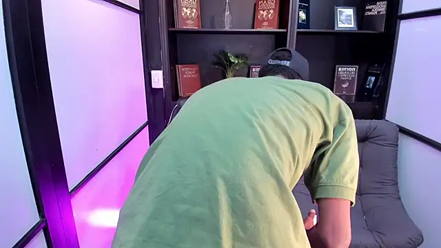 JacksonMuller  online show from 10/27/25, 01:04