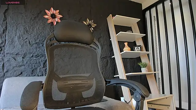 JacksonMuller  online show from 12/05/25, 12:47