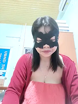 Anna Toy19 online show from 11/18/25, 01:44