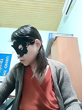 Anna Toy19 online show from 12/19/25, 09:44