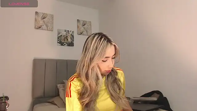 Marian se online show from 03/27/26, 03:45