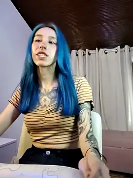 Snapshot of dakota_senju chatting on 12/17/24, 10:43 dakota senju online show from 12/17/24, 10:43