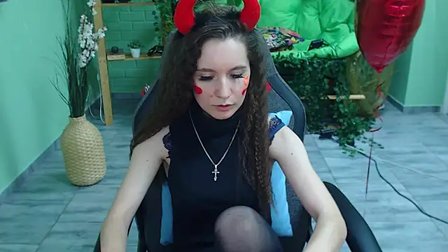 Miss Barbara  online show from 02/14/25, 10:25