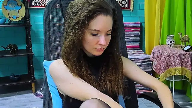 Miss Barbara  online show from 02/18/25, 10:27