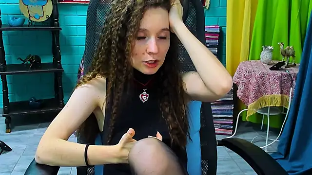 Miss Barbara  online show from 03/06/25, 08:05