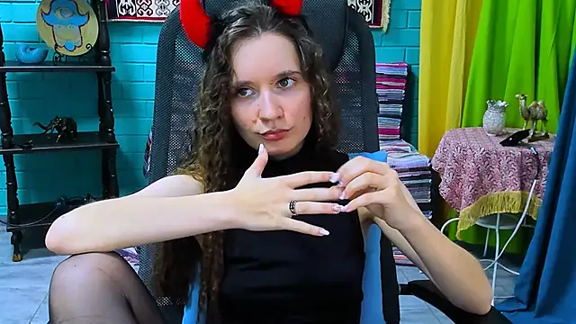 Miss Barbara  online show from 03/11/25, 06:30