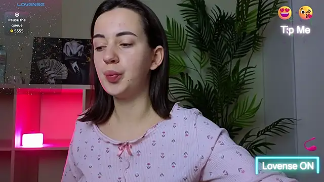 SweetieKendl online show from 02/18/26, 10:17