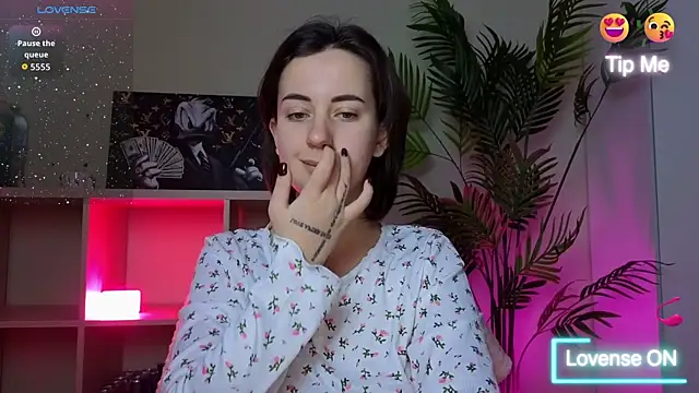 SweetieKendl online show from 03/27/26, 10:42