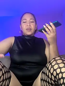 Snapshot of debboraWagner chatting on 10/18/25, 01:23 debboraWagner online show from 10/18/25, 01:23