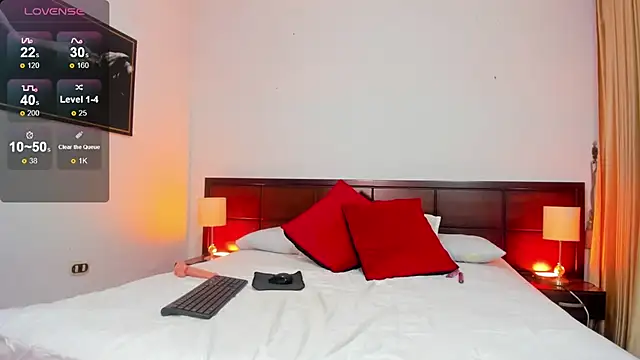 Snapshot of valery_camber chatting on 12/18/24, 11:40 valery camber online show from 12/18/24, 11:40