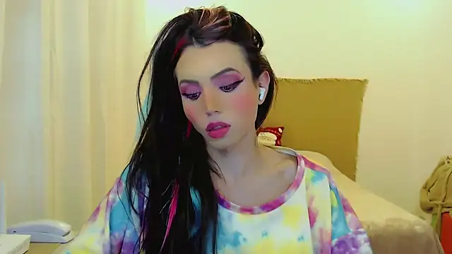 Sophie Fantasys online show from 12/19/25, 06:04