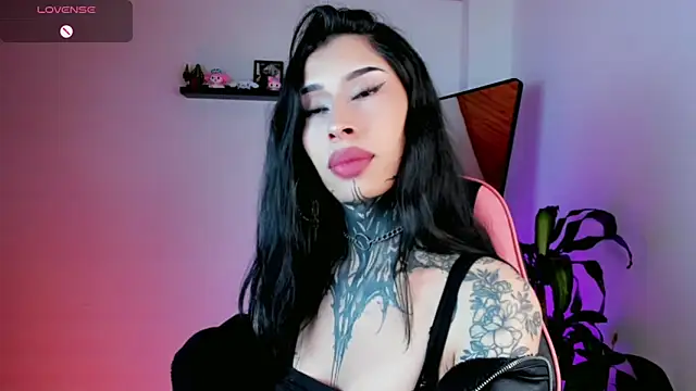 Snapshot of kali_ka_ chatting on 06/08/26, 01:28 kali ka online show from 06/08/26, 01:28