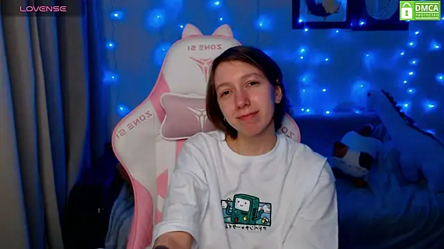 Snapshot of LeahGottty chatting on 12/26/24, 03:42 LeahGottty online show from 12/26/24, 03:42