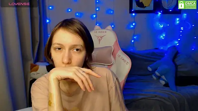 Snapshot of LeahGottty chatting on 12/30/24, 03:13 LeahGottty online show from 12/30/24, 03:13