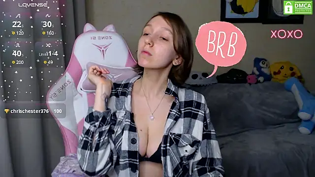 Snapshot of LeahGottty chatting on 01/17/25, 05:42 LeahGottty online show from 01/17/25, 05:42