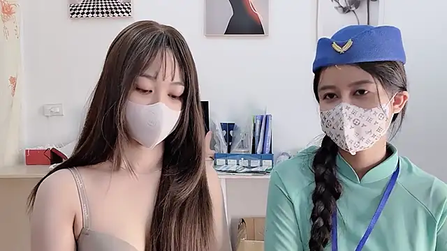 Mono-Stewardesss online show from 02/04/26, 04:24