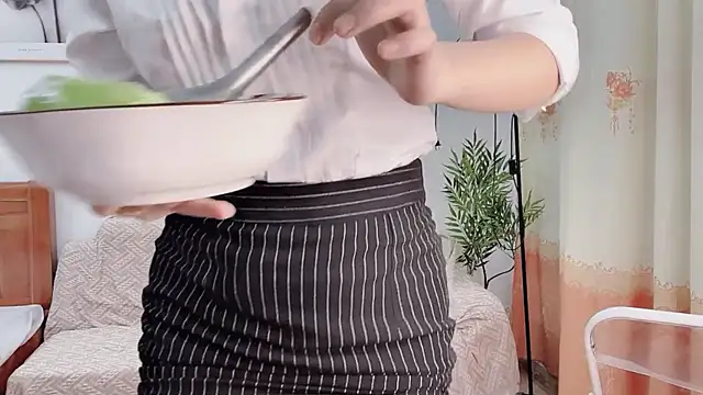 Mono-Stewardesss online show from 04/06/26, 03:15