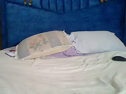 Snapshot of QueenMelisa chatting on 07/24/26, 04:21 QueenMelisa online show from 07/24/26, 04:21