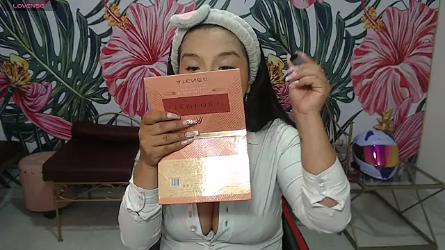 Small naughty  online show from 04/08/26, 01:11