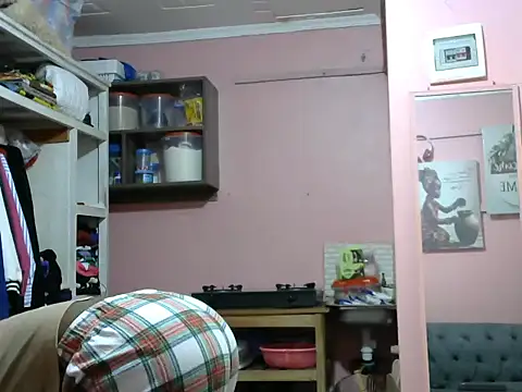 slender-qwene online show from 02/27/26, 09:09