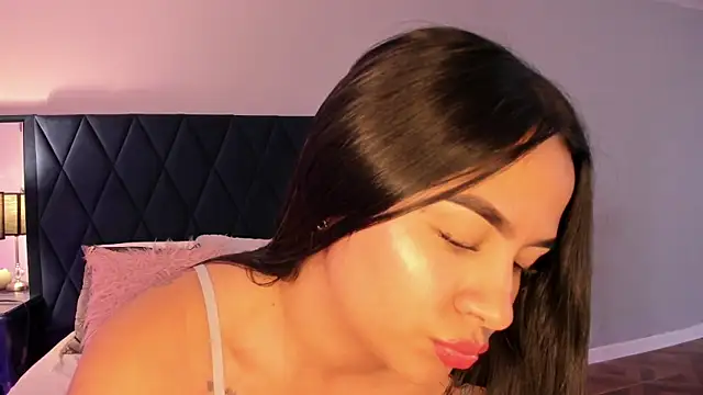 Snapshot of KattyPortman chatting on 01/24/25, 05:21 KattyPortman online show from 01/24/25, 05:21