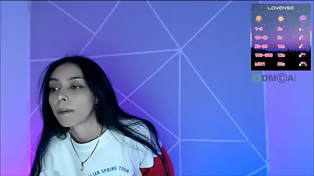 lilylouisee online show from 06/18/26, 12:33