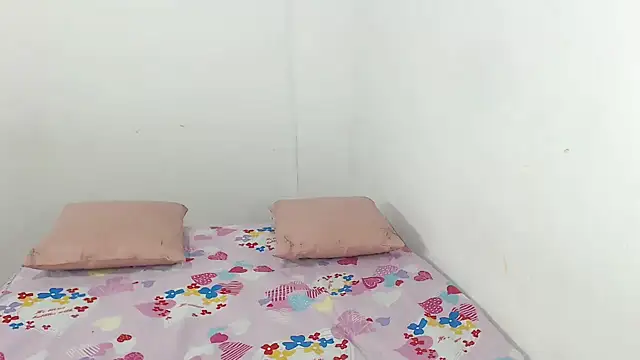 Hazel donna online show from 05/15/26, 03:02