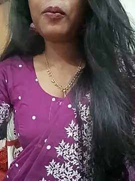 Snapshot of Anusri- chatting on 07/03/26, 05:52 Anusri- online show from 07/03/26, 05:52