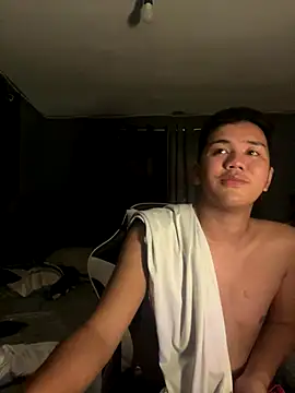 xgregor07 online show from 10/08/25, 01:09