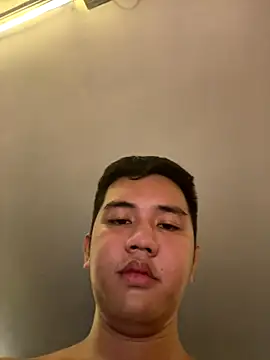 xgregor07 online show from 11/26/25, 04:46