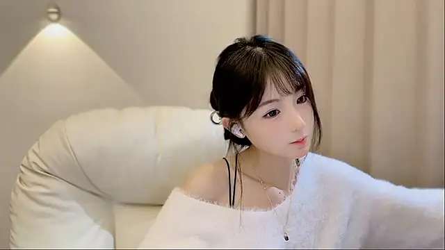 Snapshot of SHUIshui_ chatting on 11/06/25, 12:39 SHUIshui online show from 11/06/25, 12:39