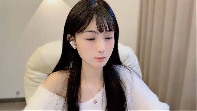 Snapshot of SHUIshui_ chatting on 12/18/25, 07:03 SHUIshui online show from 12/18/25, 07:03