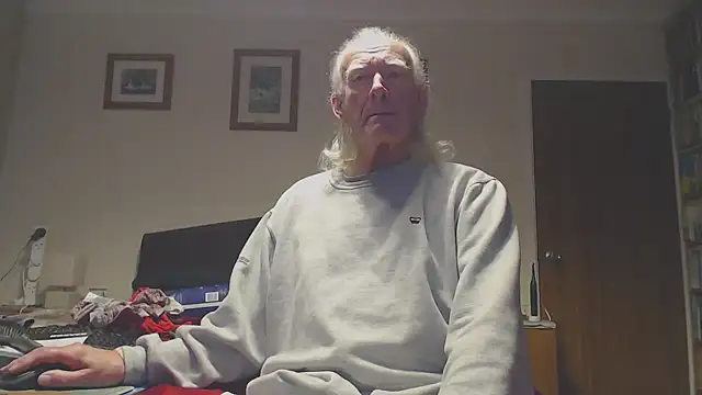 WaverlyKernow online show from 01/19/26, 02:10