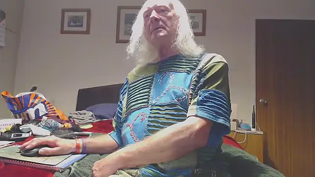 WaverlyKernow online show from 02/14/26, 08:11