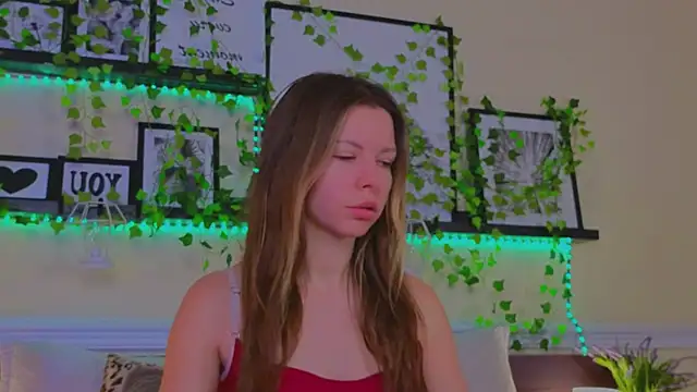 Real Tini online show from 03/05/25, 06:12