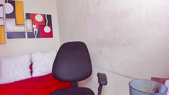 luna hoott online show from 02/13/25, 05:33