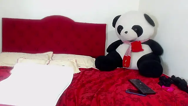 luna hoott online show from 02/14/25, 11:09